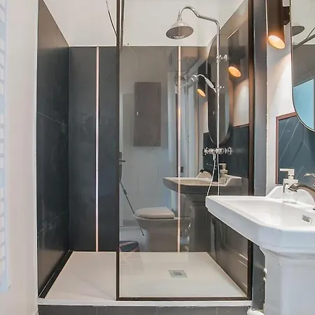 La Mazarin Apartment *